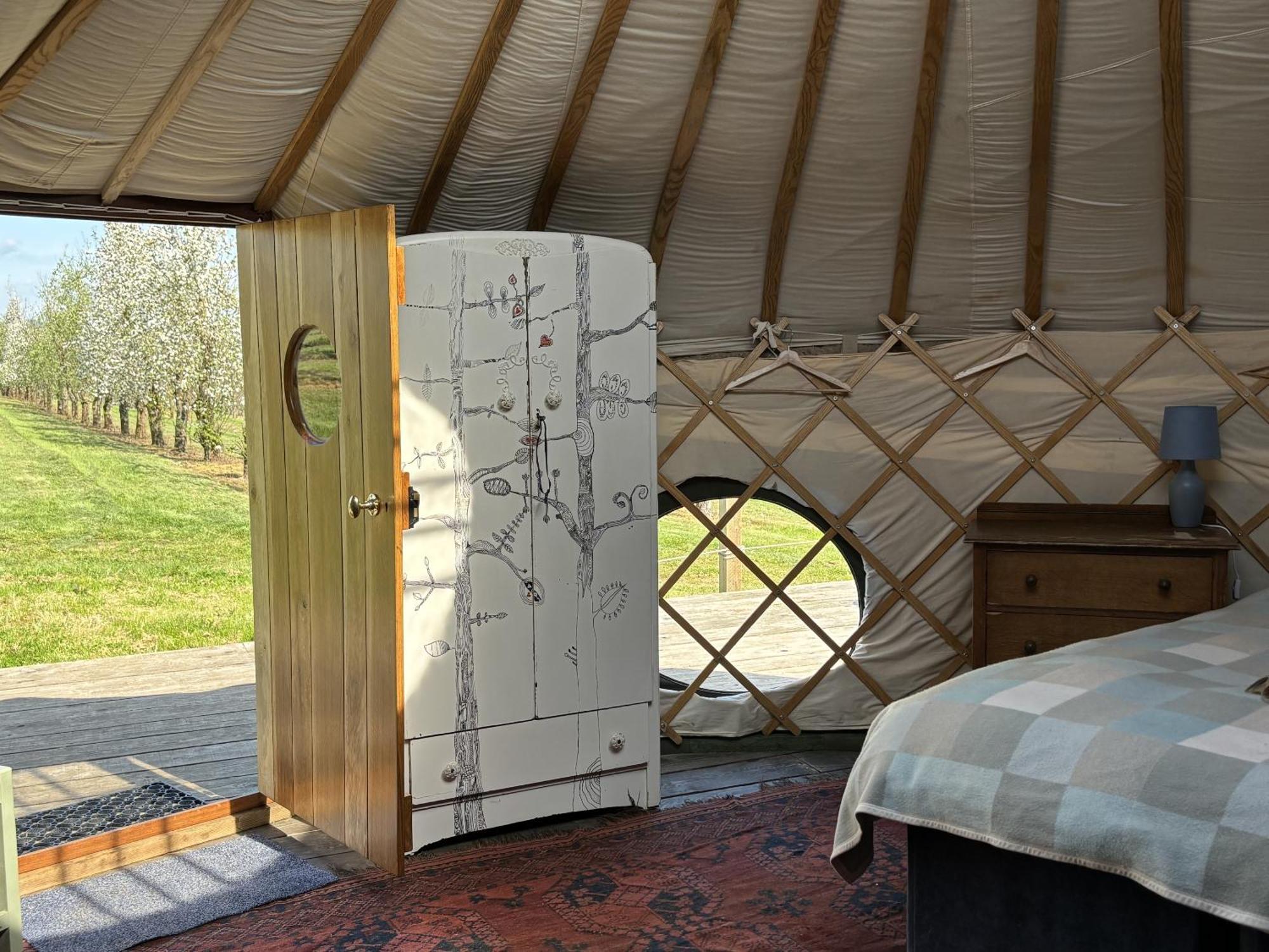 Dragon Orchard Retreat Villa Ledbury Cameră foto